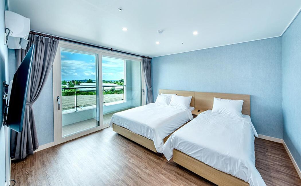 Jnb Hotel Seogwipo Zewnętrze zdjęcie