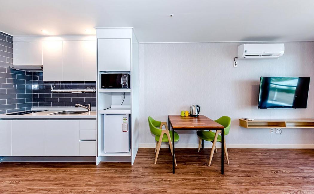 Jnb Hotel Seogwipo Zewnętrze zdjęcie