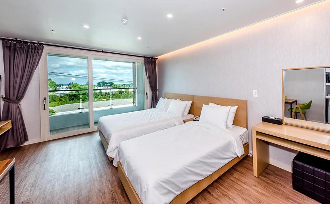 Jnb Hotel Seogwipo Zewnętrze zdjęcie